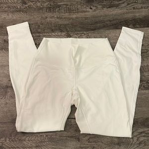 Lululemon Wunder Under leggings